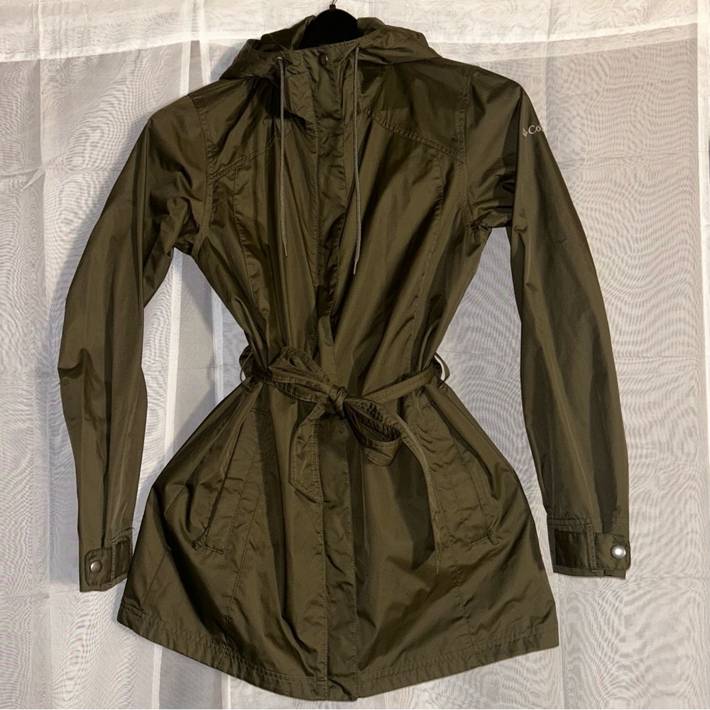 M - Columbia Women's Rain Parka - Forest Green